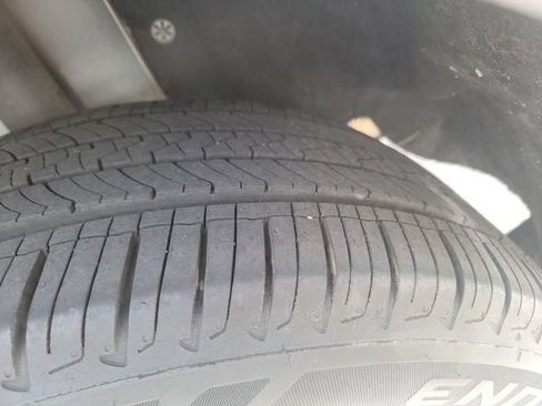 Used 2013 Ford Escape SEL FWD image 9