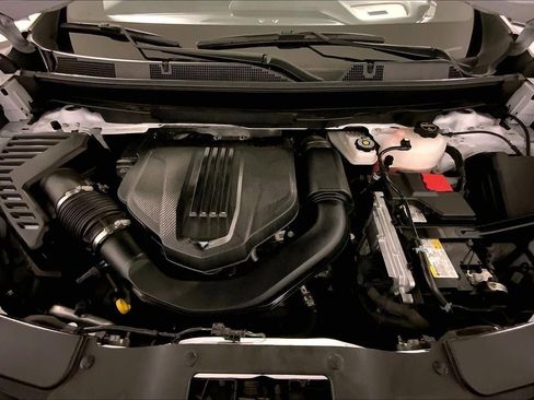 Used 2025 GMC Acadia Elevation AWD/4WD image 10