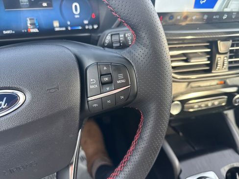 Used 2025 Ford Escape ST-Line Elite w/ Premium Technology Package image 37