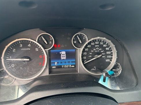 Used 2014 Toyota Tundra Limited w/ Limited Premium Package AWD/4WD image 28