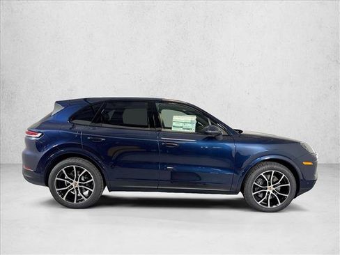 Used 2026 Porsche Cayenne AWD/4WD image 8