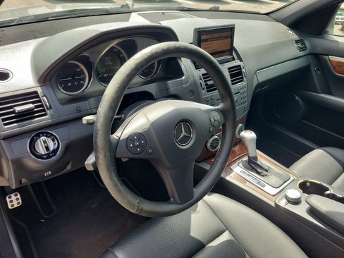 Used 2010 Mercedes-Benz C 300 Sedan image 22