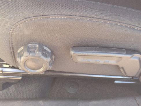 Used 2023 Jeep Gladiator Willys image 24