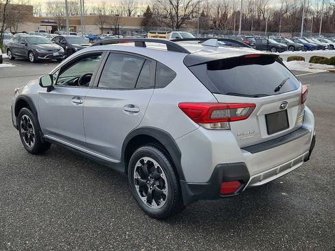 Used 2023 Subaru Crosstrek 2.0i Premium image 4