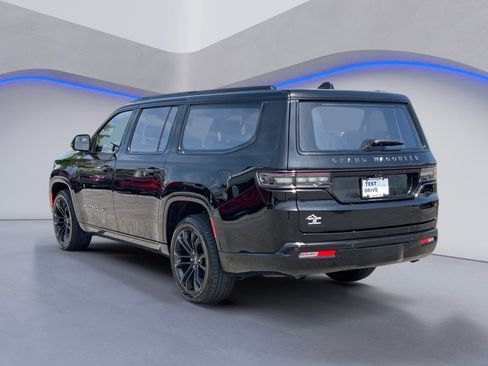 Used 2023 Jeep Grand Wagoneer L Series III w/ Rear Seat Video Group 1 image 3