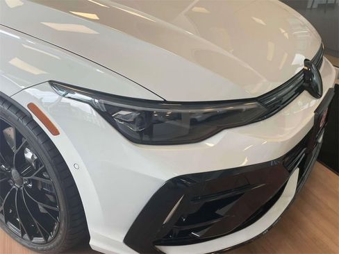 New 2025 Volkswagen Golf R Black Edition image 9