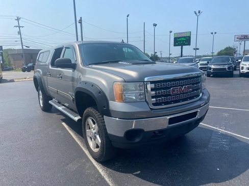 Used 2013 GMC Sierra 2500 SLE AWD/4WD image 3
