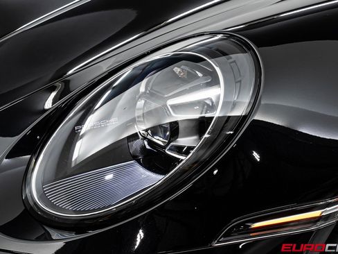 Used 2022 Porsche 911 Turbo S image 13