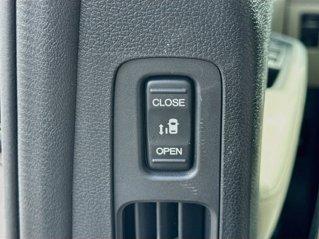 Used 2026 Honda Odyssey Touring image 29