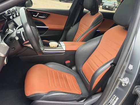 Used 2023 Mercedes-Benz C 300 Sedan image 10