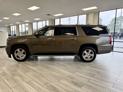 Used 2016 Chevrolet Suburban LTZ AWD/4WD image 4