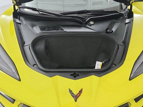 Used 2023 Chevrolet Corvette Stingray Premium Cpe w/ Z51 Performance Package RWD image 19
