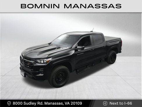 Used 2024 Chevrolet Colorado W/T image 18