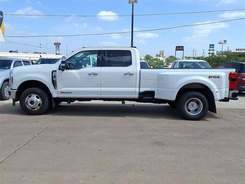 Used 2025 Ford F350 Lariat w/ Lariat Ultimate Package AWD/4WD image 8