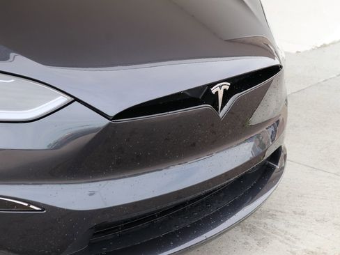 Used 2024 Tesla Model X AWD/4WD image 13