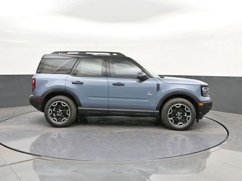 New 2026 Ford Bronco Sport Outer Banks w/ Outer Banks Tech Package+ AWD/4WD image 24