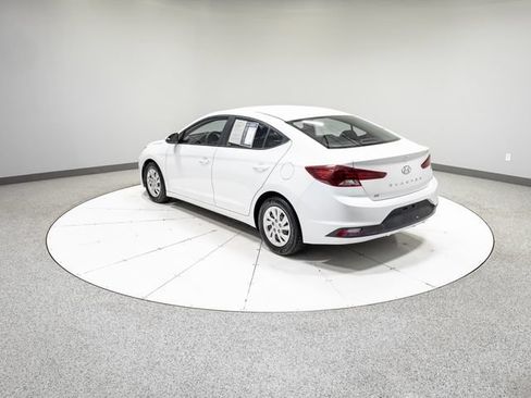 Used 2019 Hyundai Elantra SE w/ Cargo Package FWD image 28
