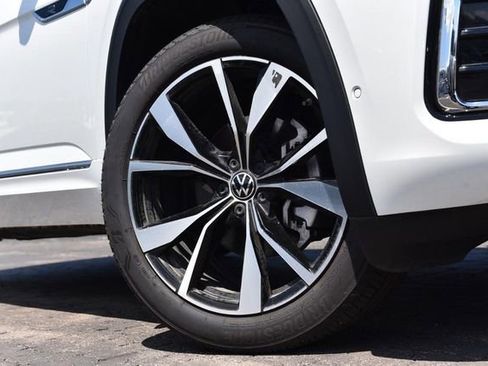 New 2026 Volkswagen Atlas SEL Premium R-Line AWD/4WD image 3