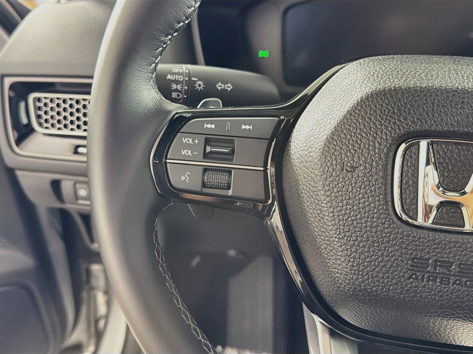 Used 2025 Honda Civic Sport Touring image 11