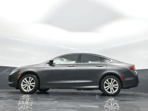 Used 2015 Chrysler 200 Limited w/ Convenience Group image 14