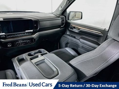 Used 2023 Chevrolet Silverado 1500 LT AWD/4WD image 30