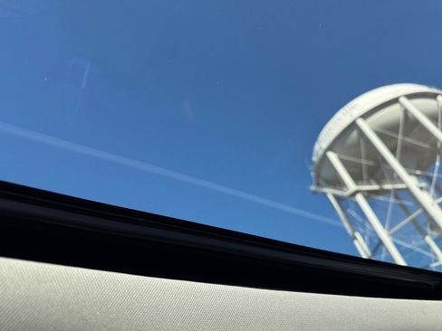 Used 2021 Subaru Ascent Premium w/ Sport Package image 25