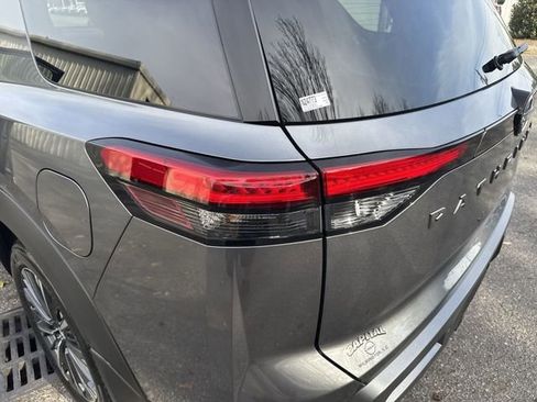 New 2026 Nissan Pathfinder Platinum image 36