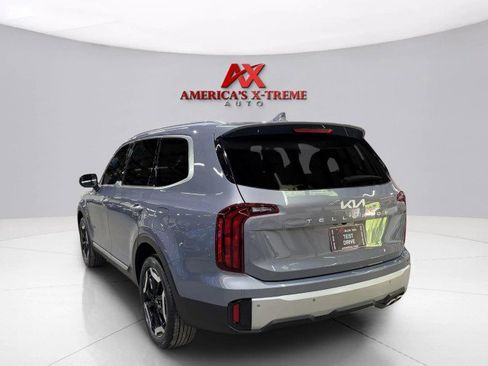 Used 2024 Kia Telluride S image 4