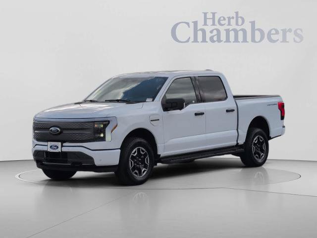 Certified 2023 Ford F150 Lightning XLT w/ Tow Technology Package AWD/4WD image 4