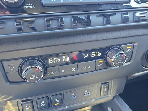 New 2026 Nissan Frontier SV image 21