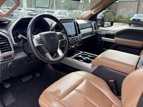 Certified 2022 Ford F250 Lariat w/ Chrome Package image 7