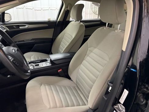 Used 2018 Ford Fusion S image 27