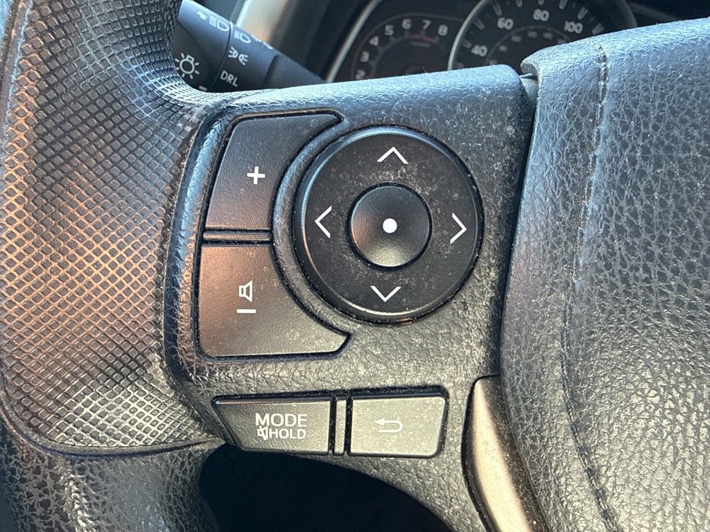 Used 2015 Toyota RAV4 LE FWD image 18