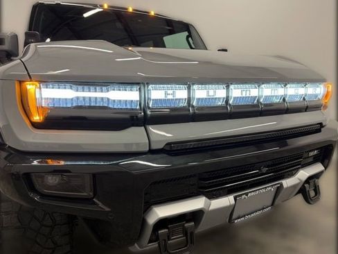 Used 2024 GMC Hummer EV 3X w/ Extreme Off-Road Package AWD/4WD image 6