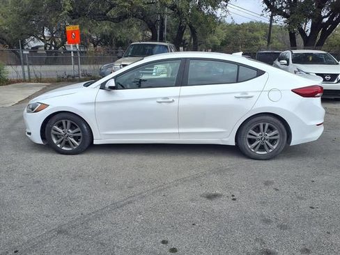 Used 2018 Hyundai Elantra SEL FWD image 4