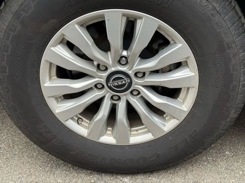 Used 2022 Nissan Armada SV AWD/4WD image 15