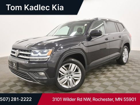 Used 2019 Volkswagen Atlas SE w/ Towing Package image 1