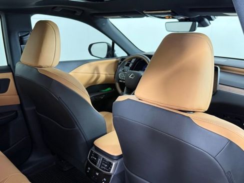 New 2026 Lexus RX 350h AWD/4WD image 29