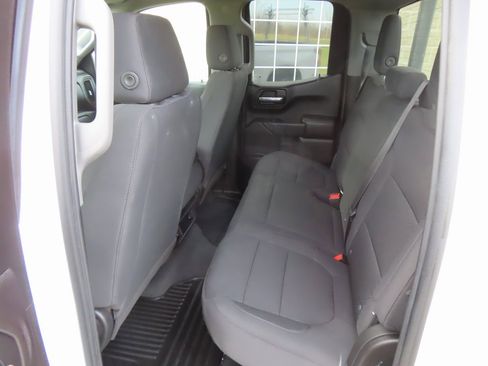 Used 2021 Chevrolet Silverado 1500 Custom image 25