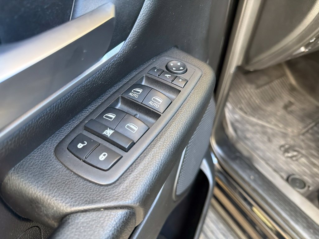 Used 2022 RAM 1500 Big Horn RWD image 42