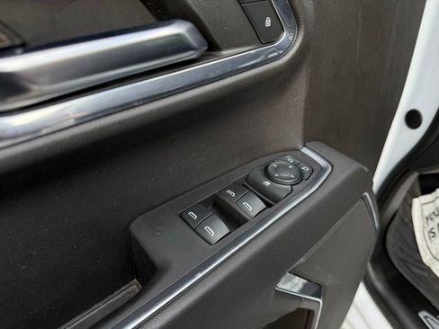 Used 2024 Chevrolet Silverado 1500 LT Trail Boss w/ Protection Package image 43