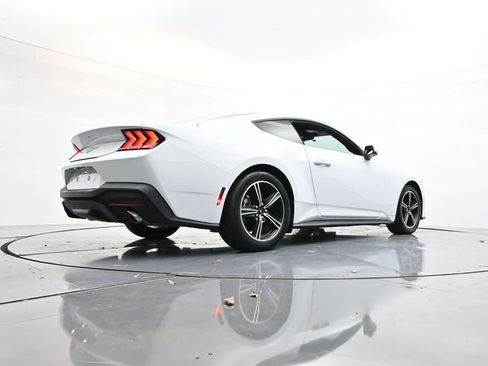 Used 2024 Ford Mustang Premium image 35