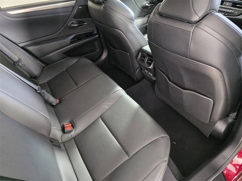Used 2025 Lexus ES 350 F Sport image 29