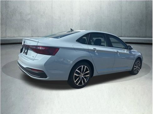 New 2026 Volkswagen Jetta SE FWD image 5