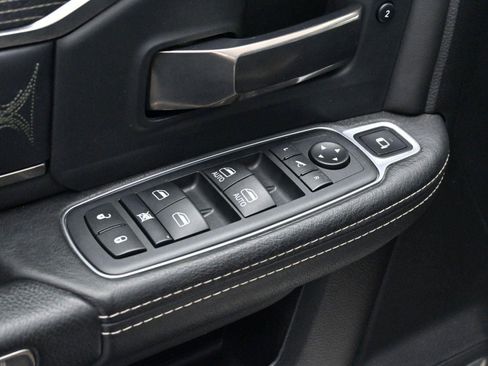 Used 2020 RAM 2500 Limited AWD/4WD image 10
