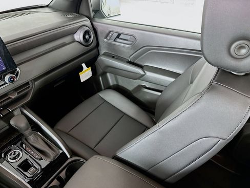 New 2026 Chevrolet Colorado W/T AWD/4WD image 23