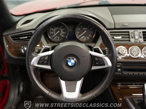 Used 2013 BMW Z4 sDrive35i RWD image 40