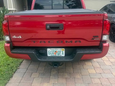 Used 2022 Toyota Tacoma SR AWD/4WD image 3