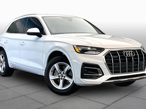 Used 2023 Audi Q5 2.0T Premium w/ Convenience Package AWD/4WD image 4