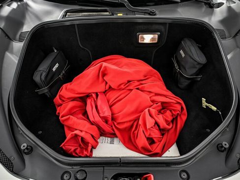 Used 2013 Ferrari 458 Italia Coupe RWD image 17
